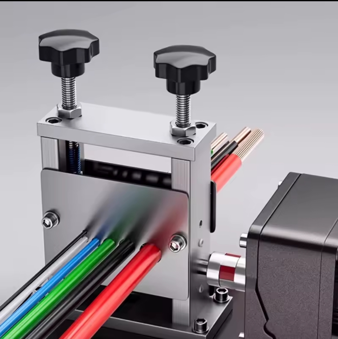 מכונת פיצוץ חוטים חשמלית בעוצמה של 60W, מנוע נחושת טהורה 220V, פיצוץ כבלים וקילוף נחושת לשיקום חוטים מאלומיניום בנחושת 1-17 מילימטר – תמונה 3